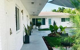 Wilton Manors Hideaway 5